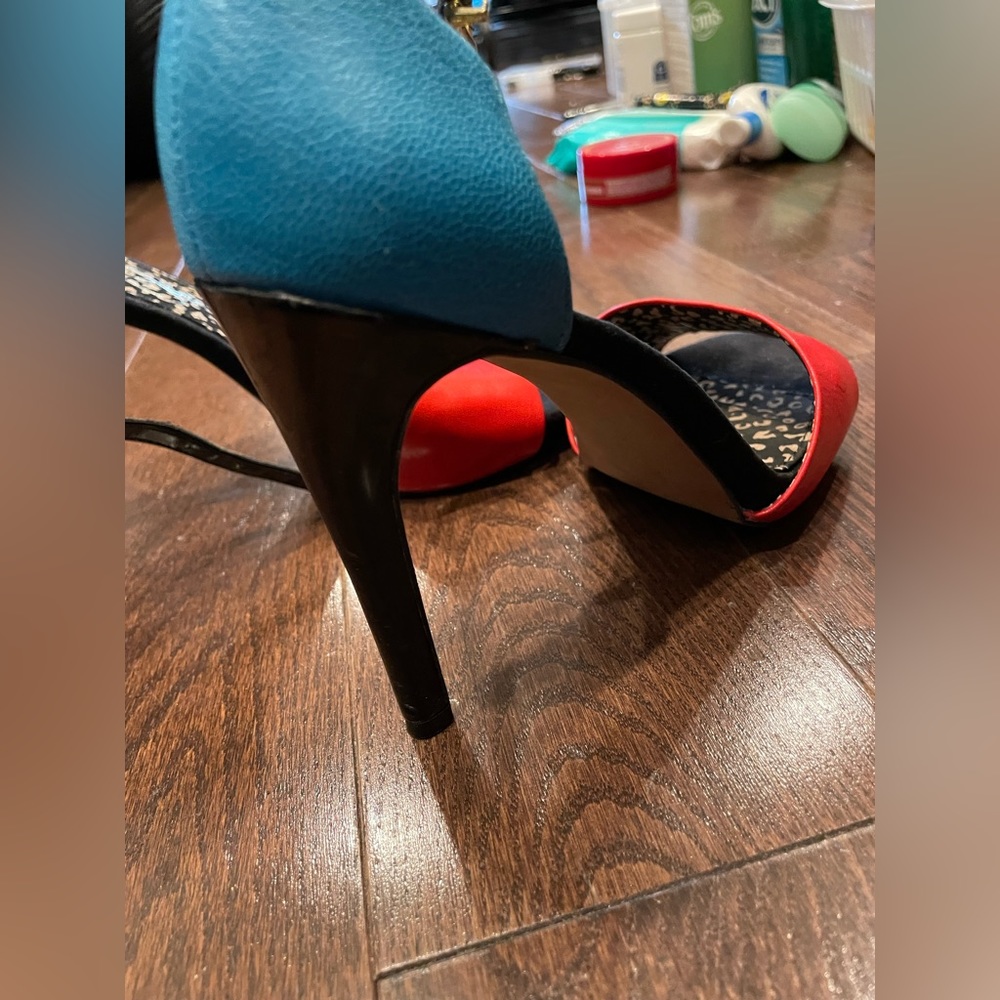 Color block heels - Picture 3 of 5